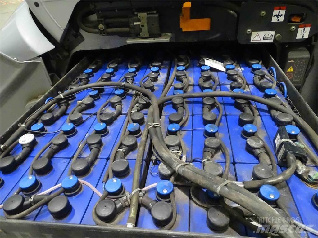 Still RX60-30L 電動堆高機
