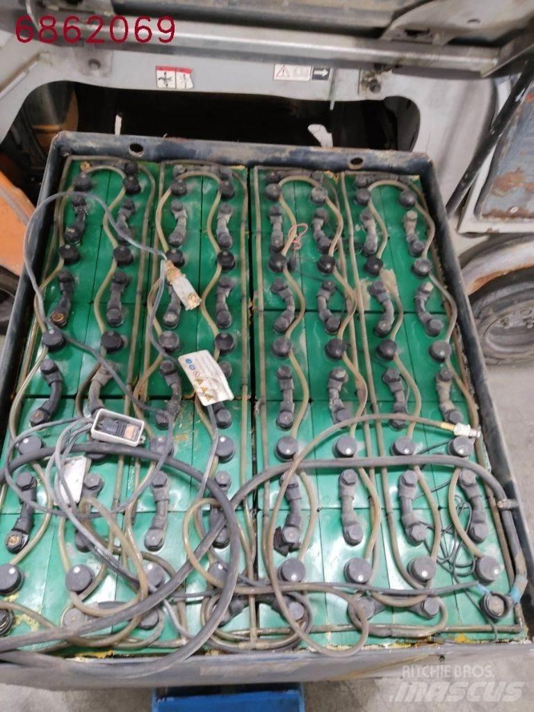 Still RX60-35 電動堆高機