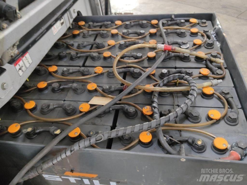 Still RX60-35 電動堆高機
