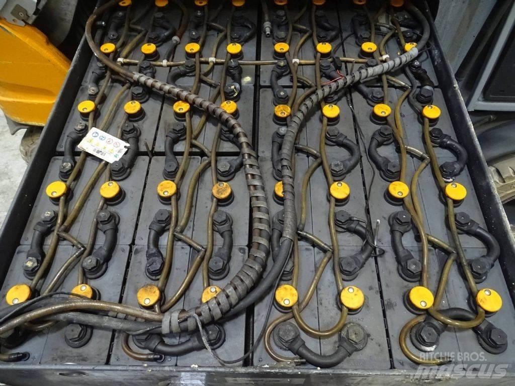 Still RX60-35 電動堆高機