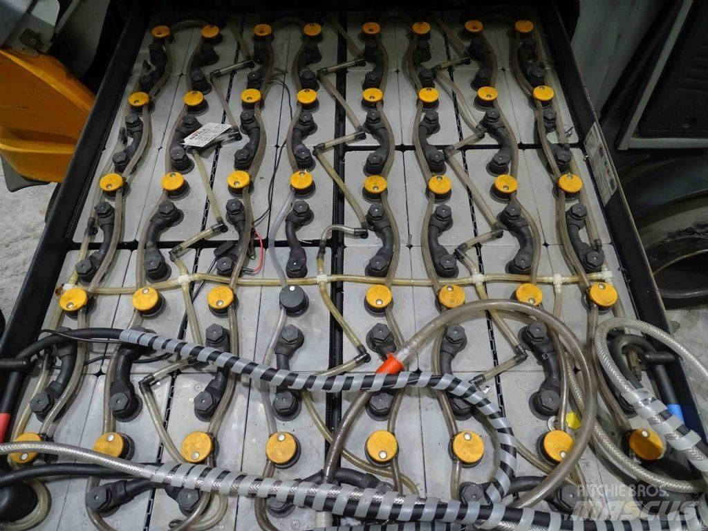 Still RX60-35 電動堆高機