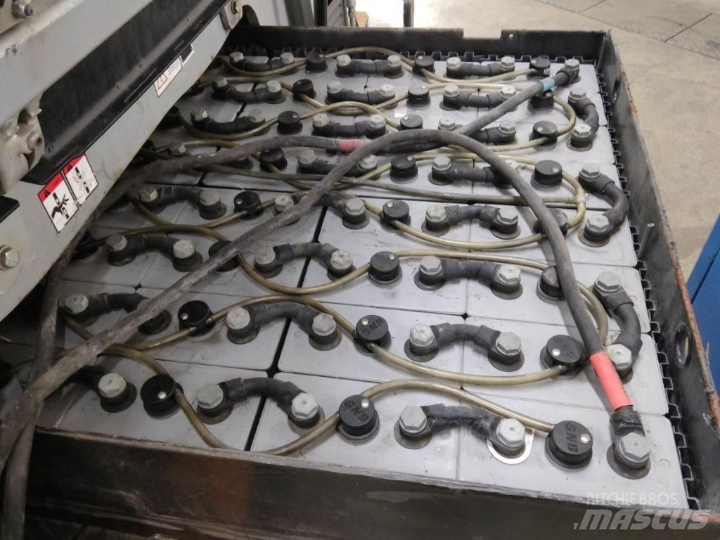 Still RX60-35 電動堆高機