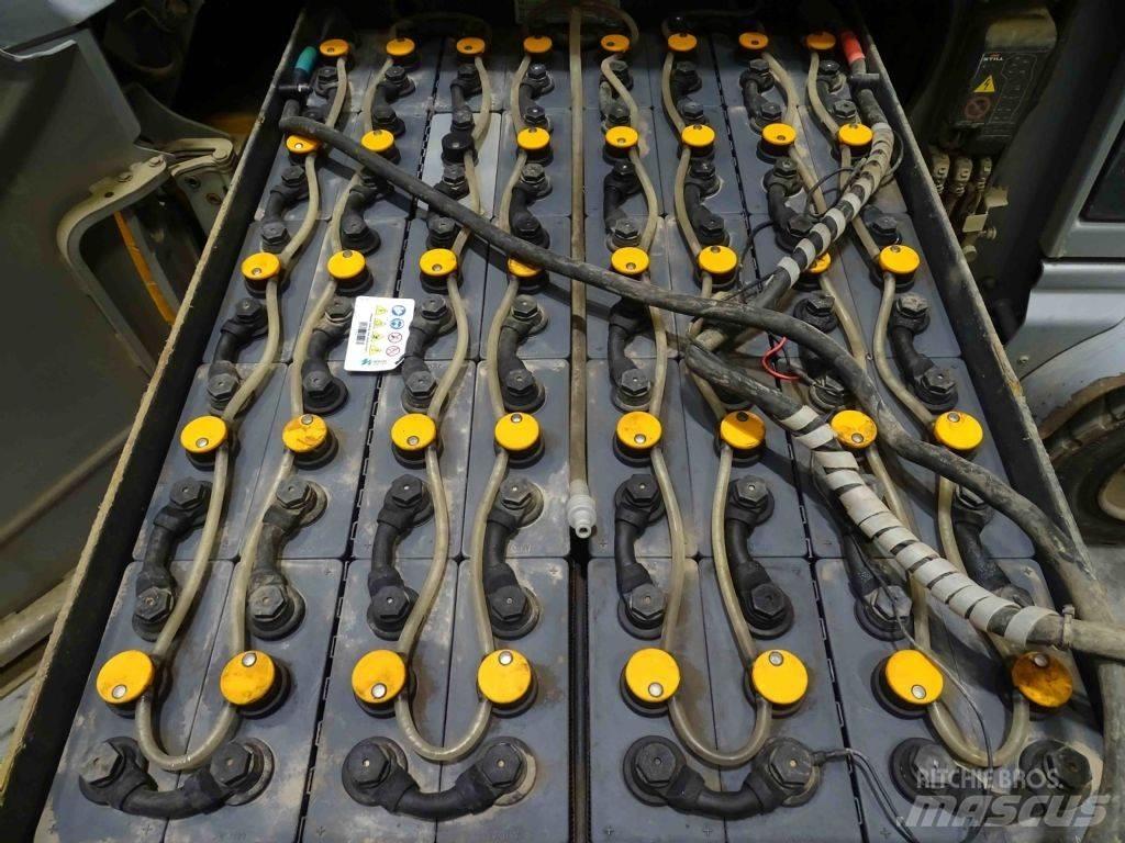 Still RX60-35L 電動堆高機