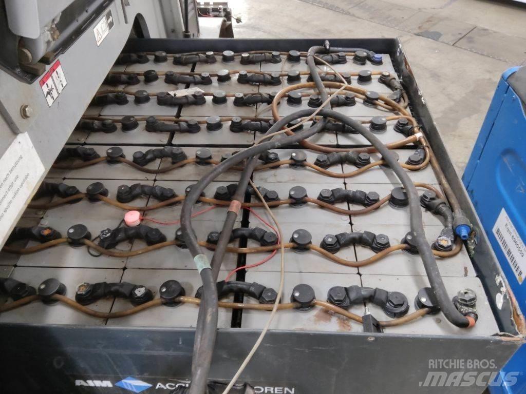 Still RX60-40 電動堆高機
