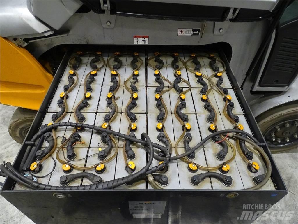 Still RX60-40 電動堆高機