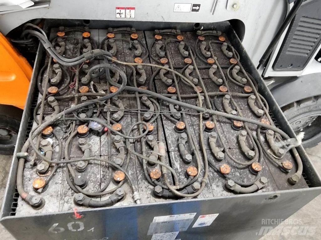 Still RX60-45 電動堆高機