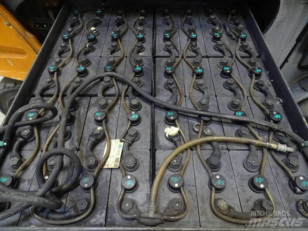 Still RX60-45 電動堆高機