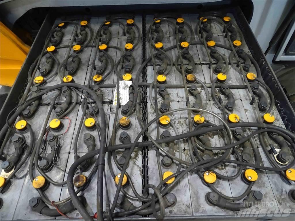 Still RX60-45 電動堆高機