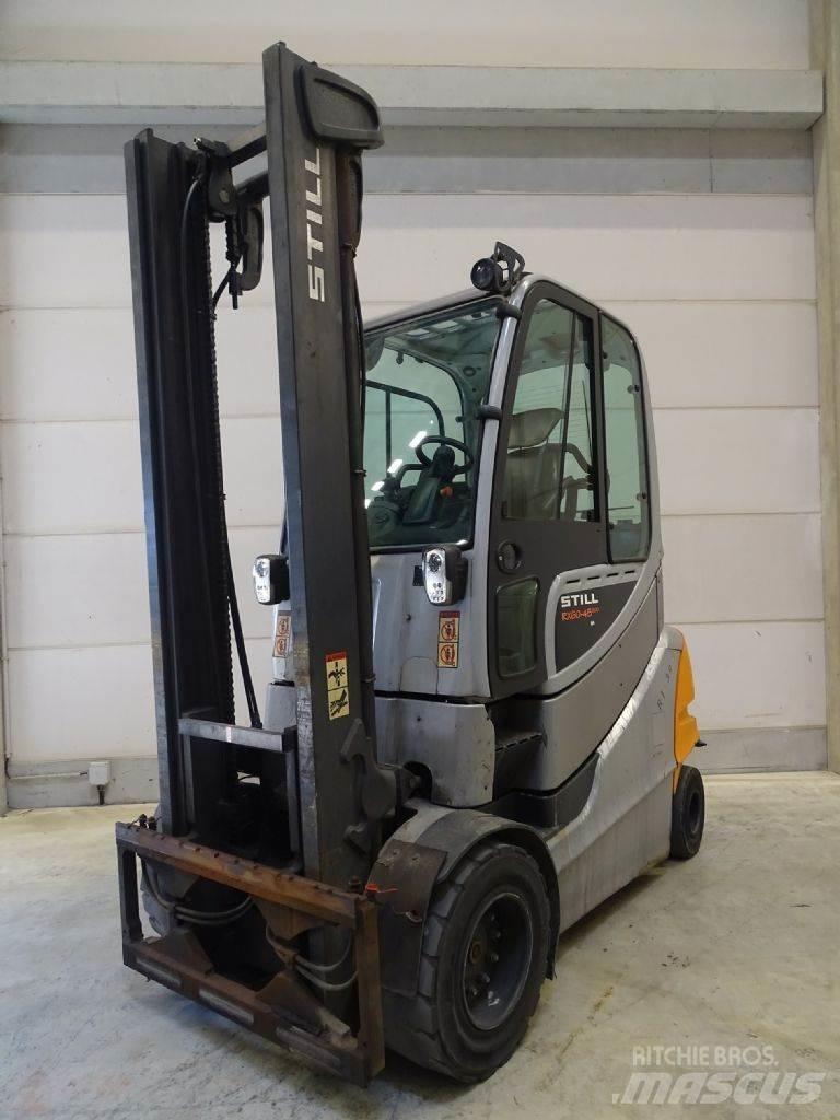 Still RX60-45/600 電動堆高機