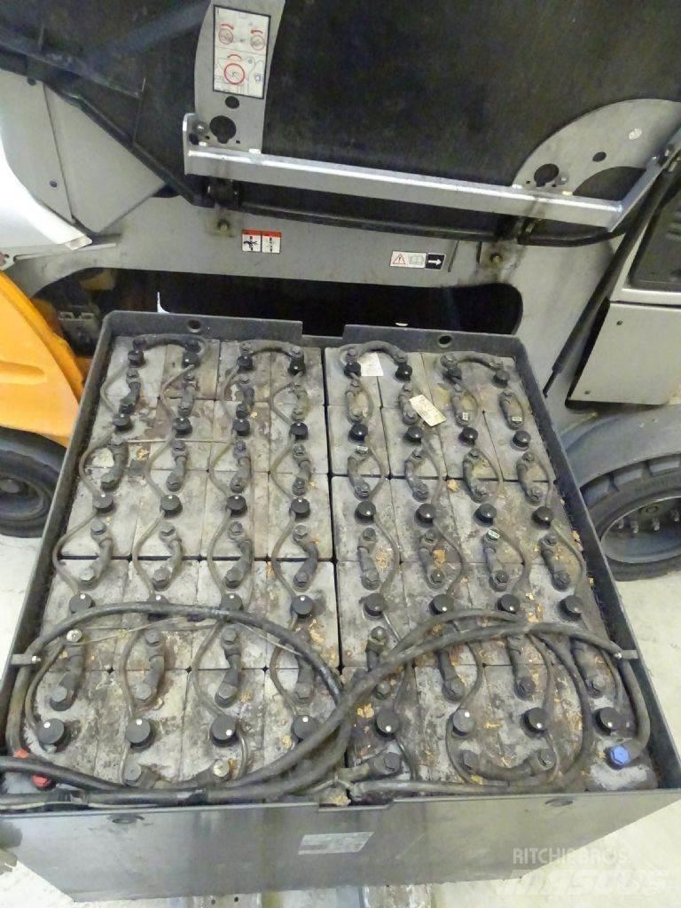 Still RX60-45/600 電動堆高機