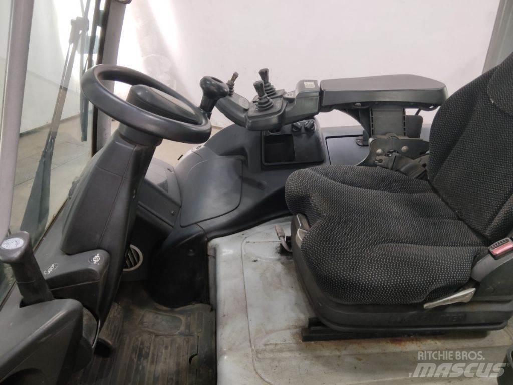 Still RX60-50 電動堆高機