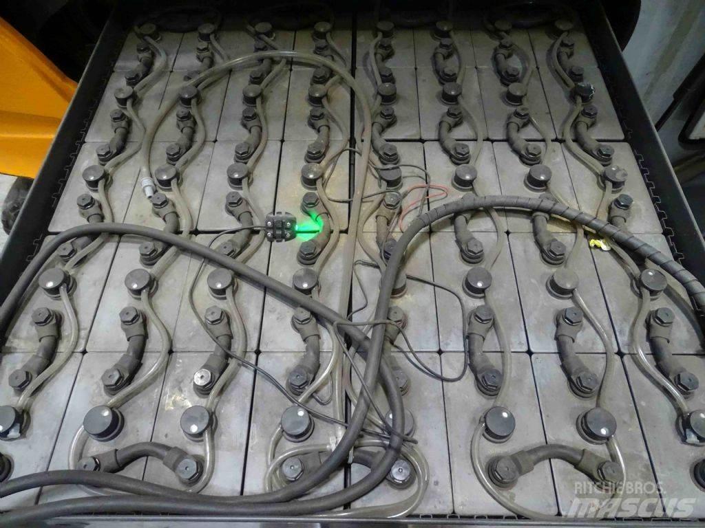 Still RX60-50 電動堆高機