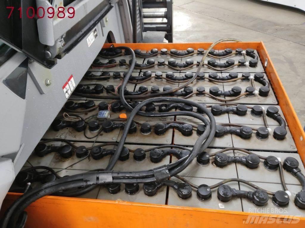 Still RX60-50/600 電動堆高機