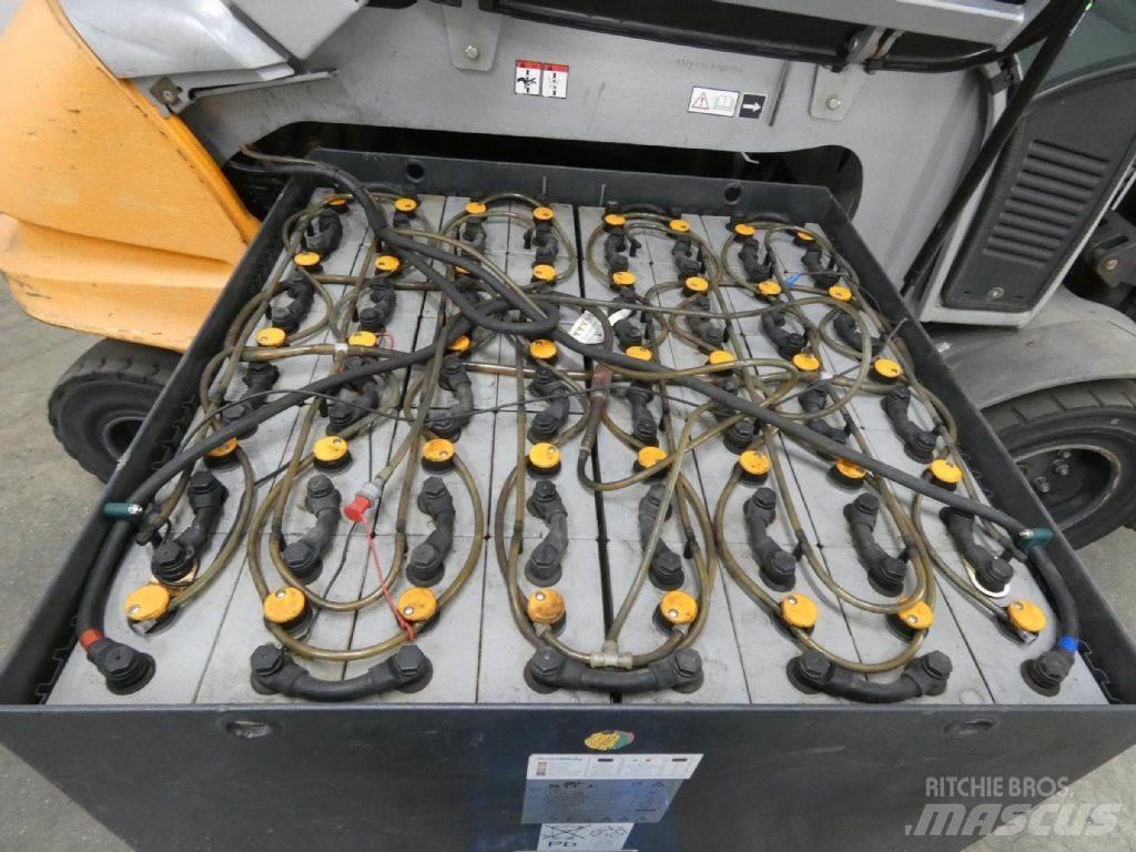 Still RX60-50/600 電動堆高機
