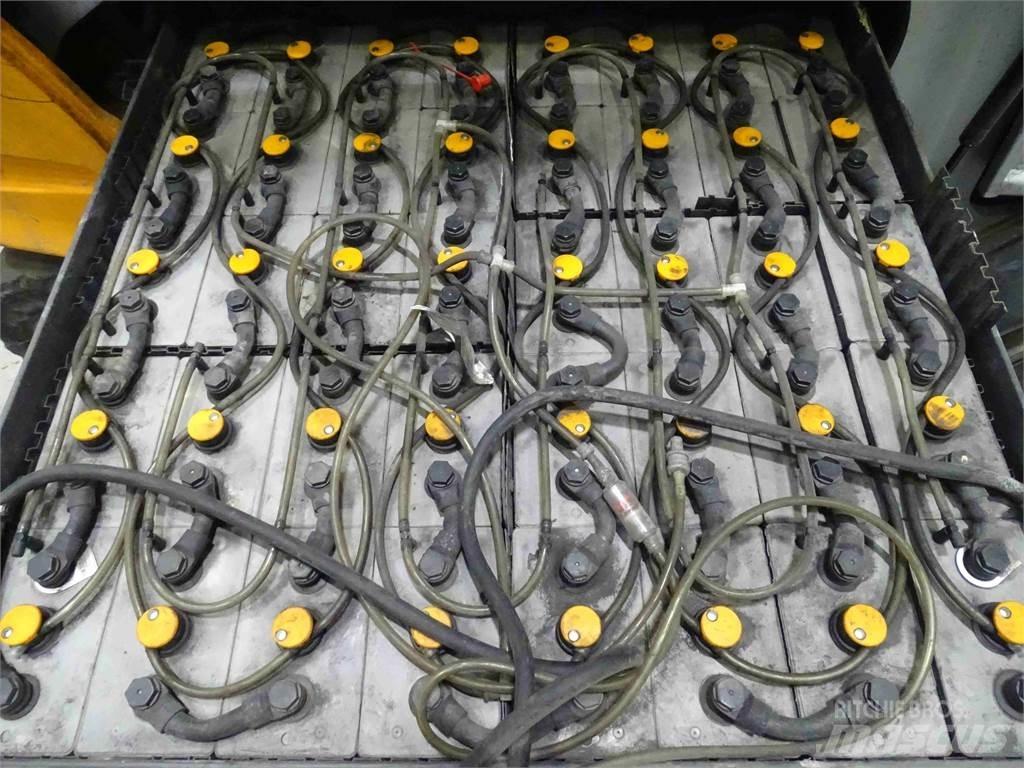 Still RX60-50/600 電動堆高機