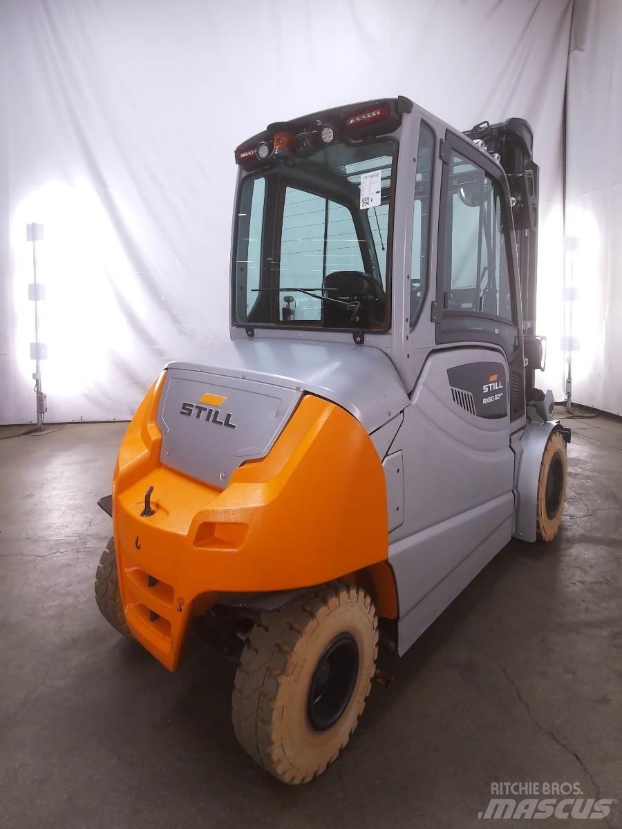 Still RX60-50/600 電動堆高機