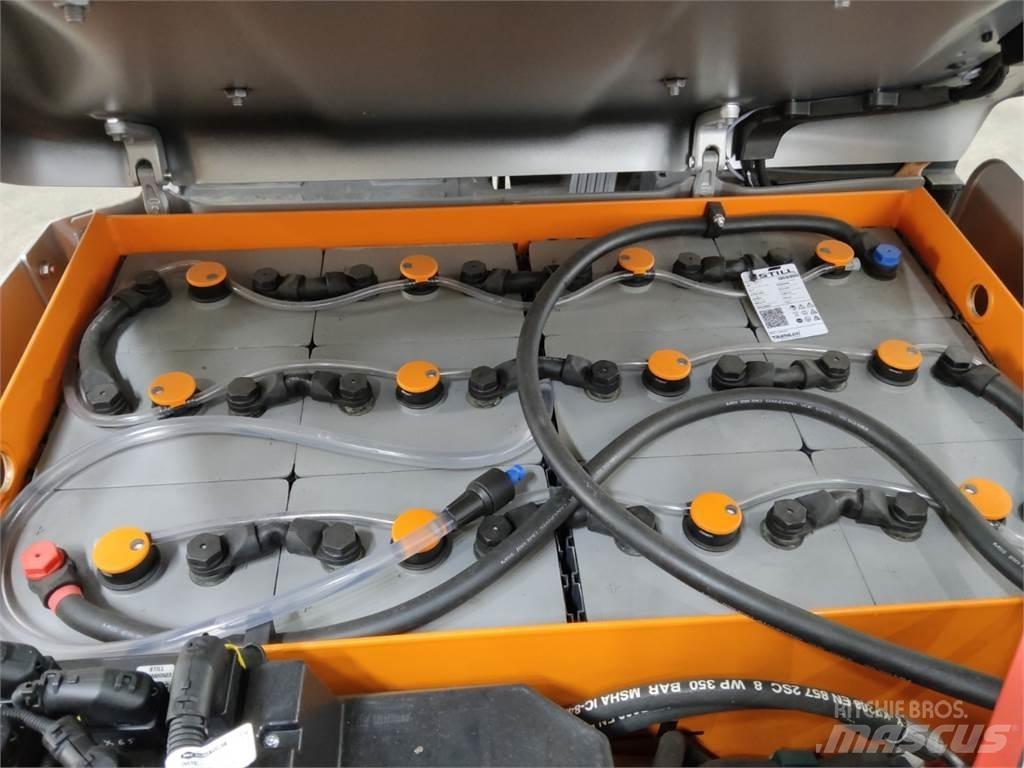 Still RXE15 電動堆高機