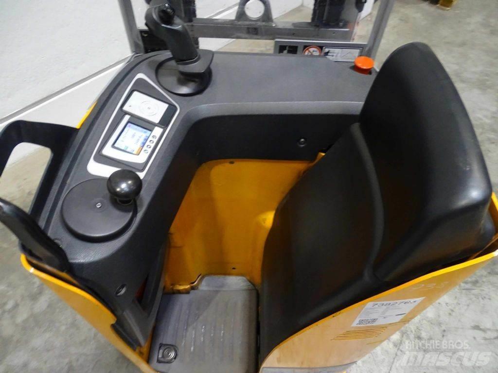 Still SXD20 行走控制式堆積機