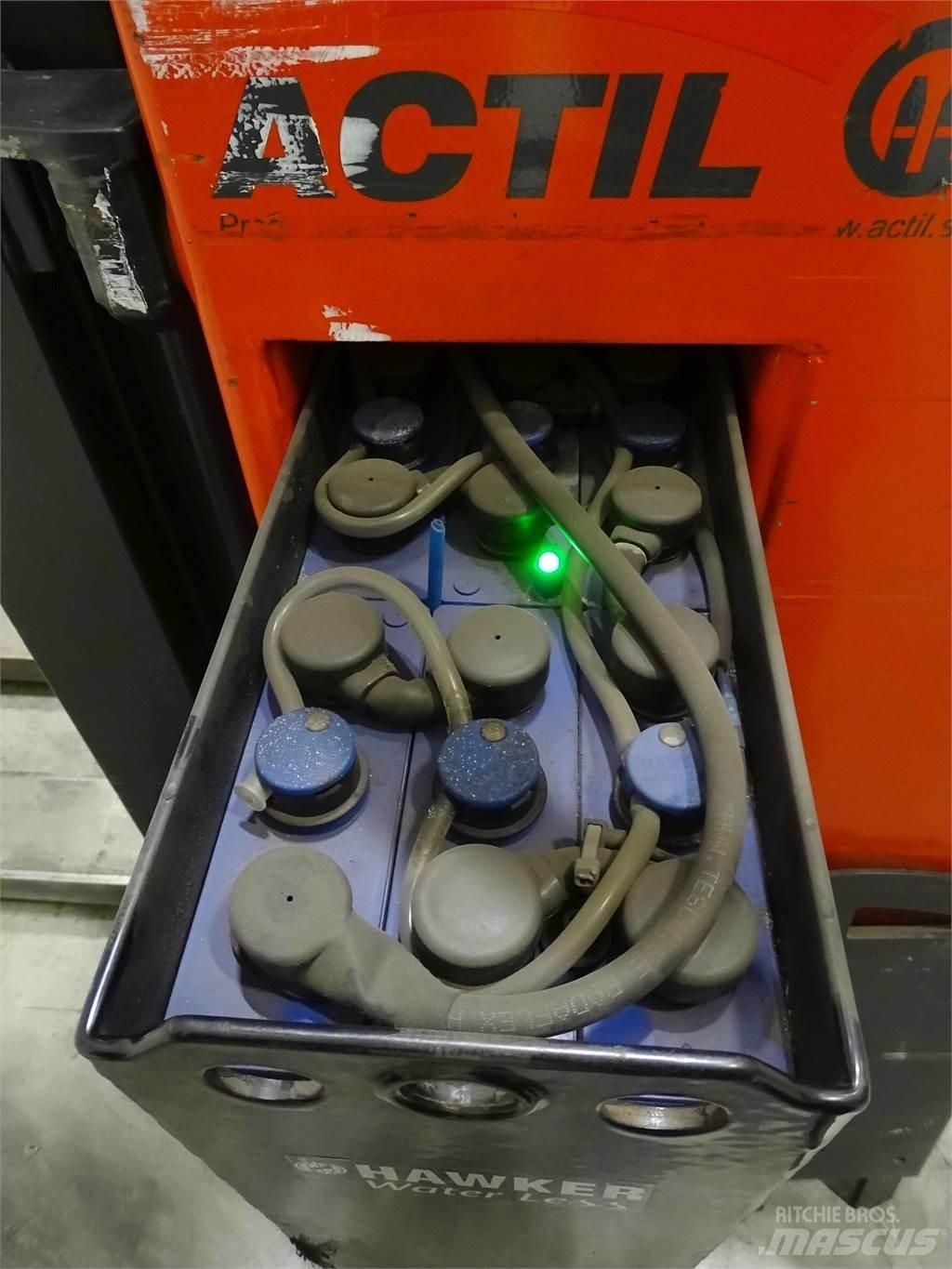  Weitere L13 前伸式堆高機(叉車)