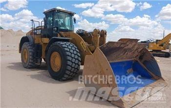 CAT 982M 輪胎式裝載機