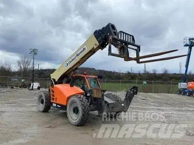 JLG 1055 伸縮臂操作車