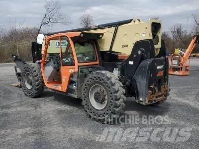 JLG 1255 伸縮臂操作車