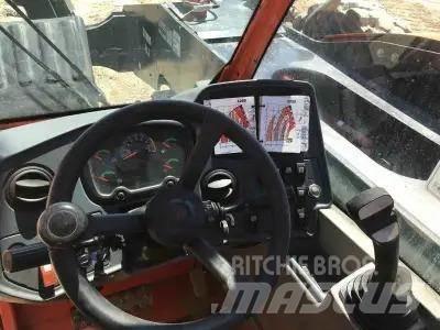 JLG 1255 伸縮臂操作車