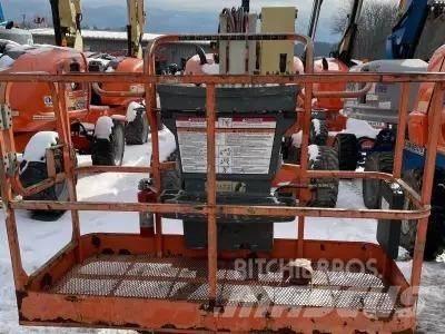 JLG 450AJ 曲臂高空作業車