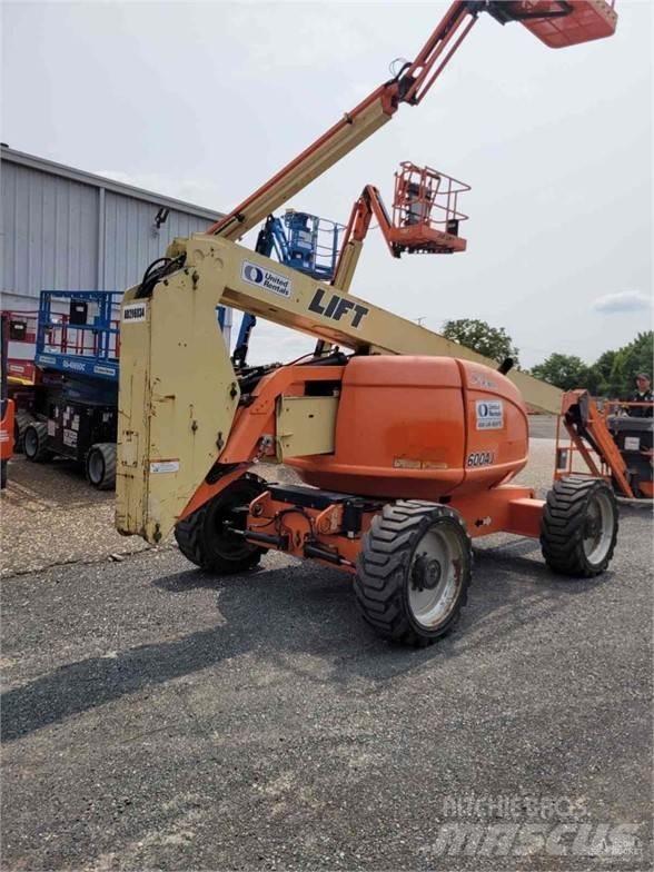 JLG 600AJ 曲臂高空作業車
