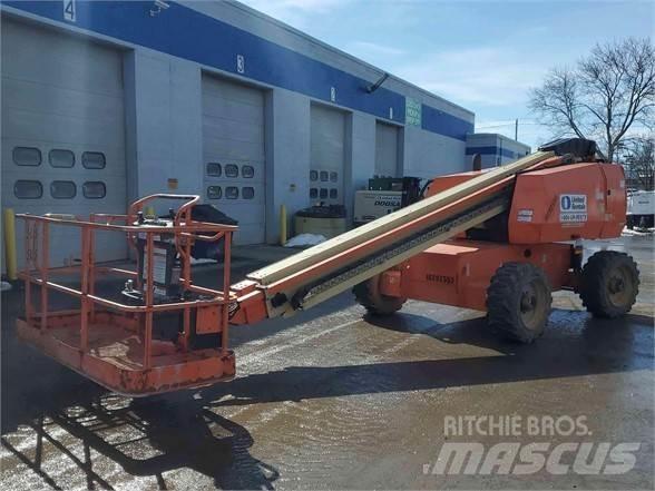 JLG 600S 伸縮臂高空作業車