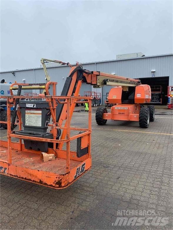 JLG 660SJ 伸縮臂高空作業車