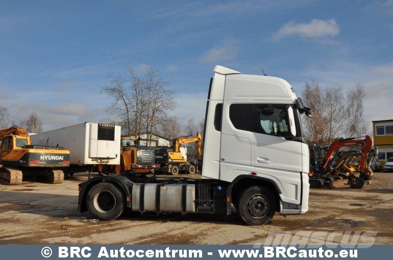 Ford F-MAX 曳引機組件