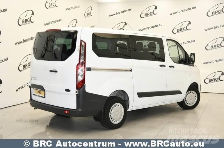 Ford Transit Custom 迷你巴士