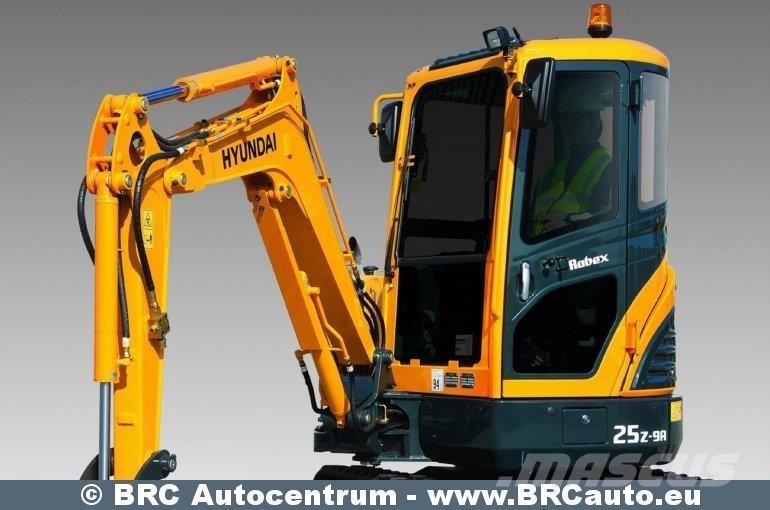 Hyundai R25Z-9AK 小型挖土機/掘鑿機<7t(小型挖掘機)