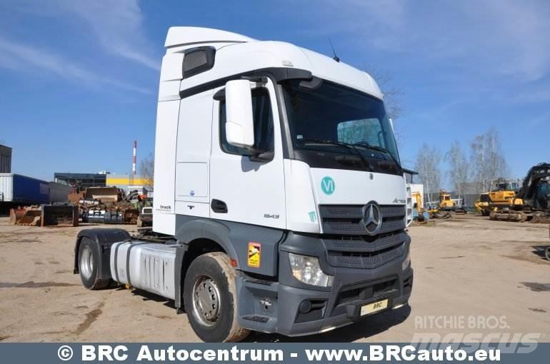 Mercedes-Benz 1843 曳引機組件