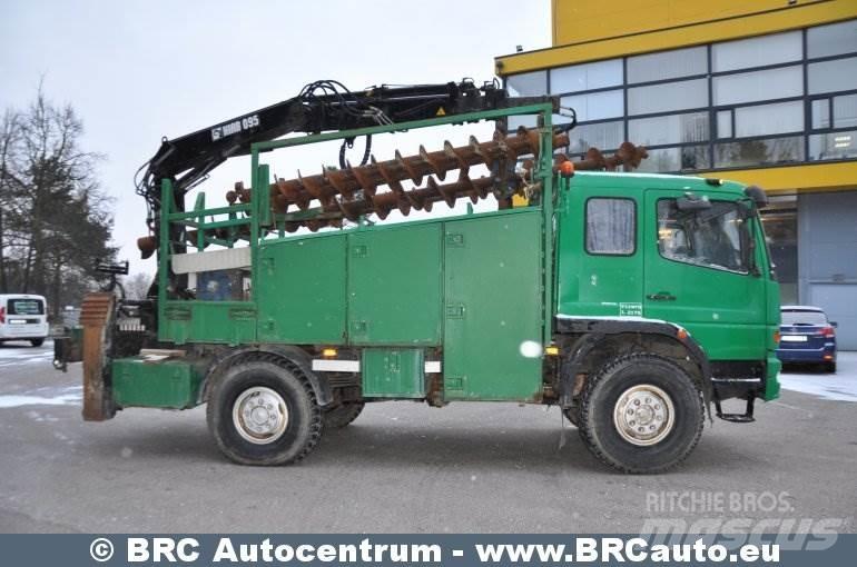 Mercedes-Benz Atego 起重機卡車