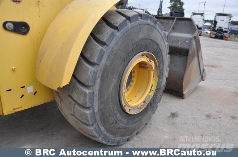 New Holland W270B 輪胎式裝載機