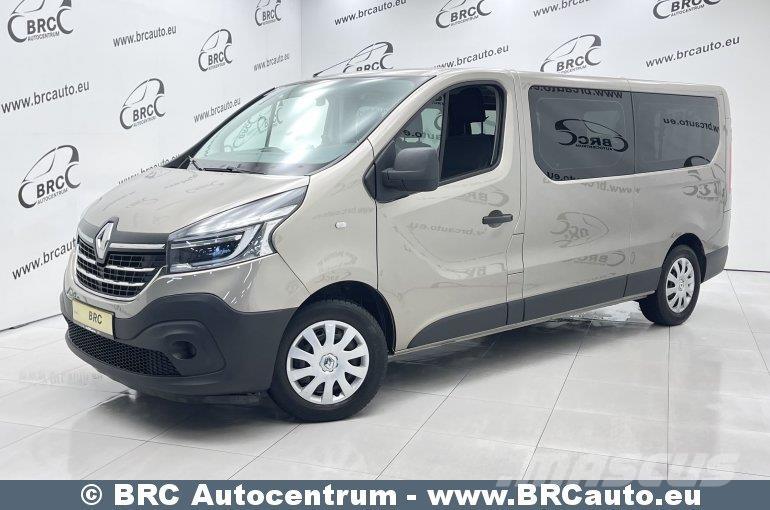 Renault Trafic 迷你巴士