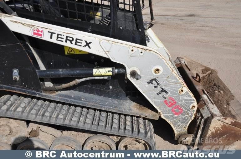Terex PT30A 滑移轉向裝載機