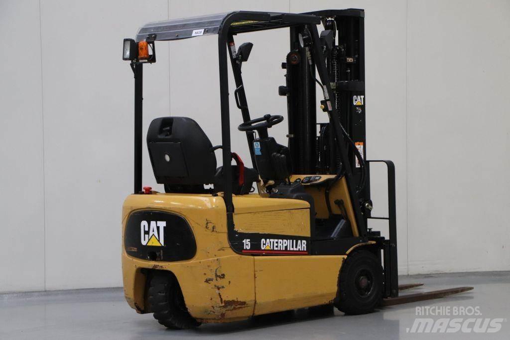 CAT EP15KRT 電動堆高機