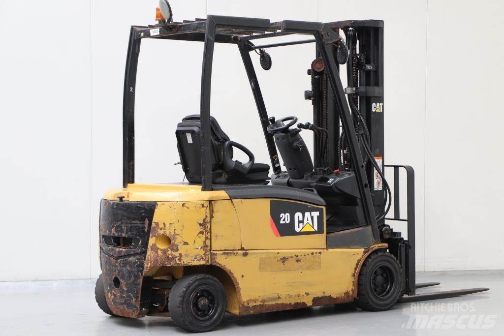 CAT EP20PN 電動堆高機
