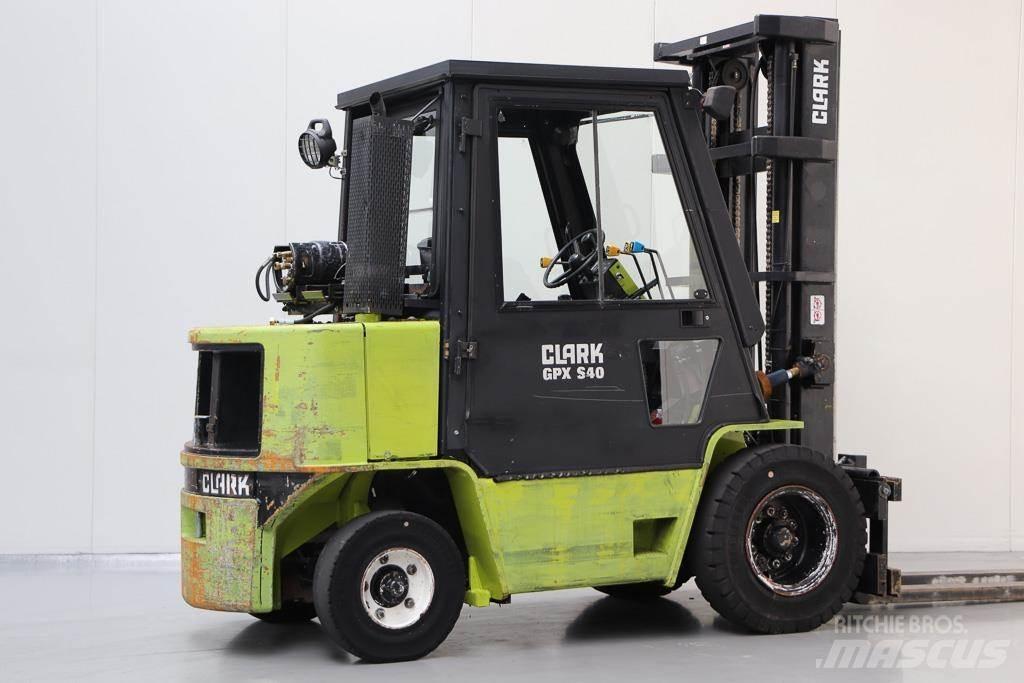 Clark GPX 40 液化石油氣LPG卡車