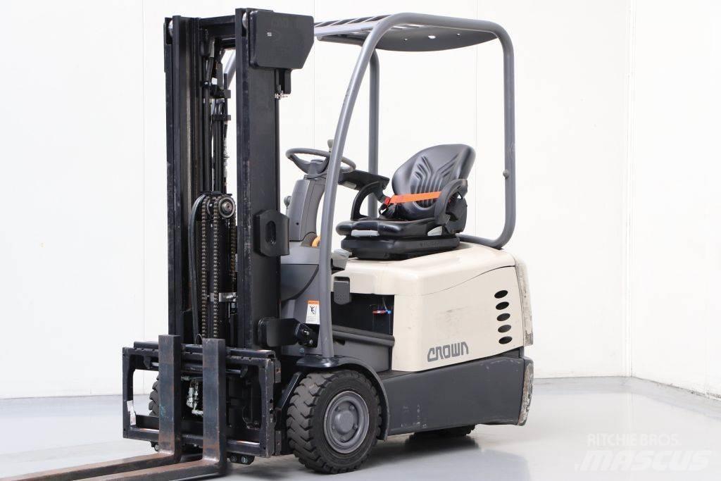 Crown SC5310-1.3 電動堆高機