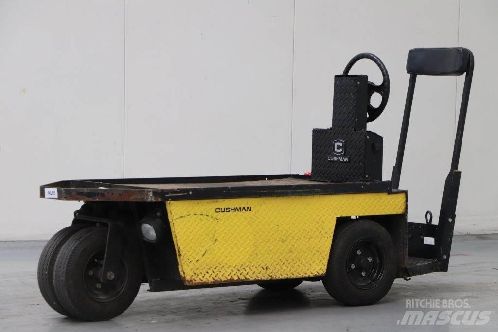 Cushman  牽引車