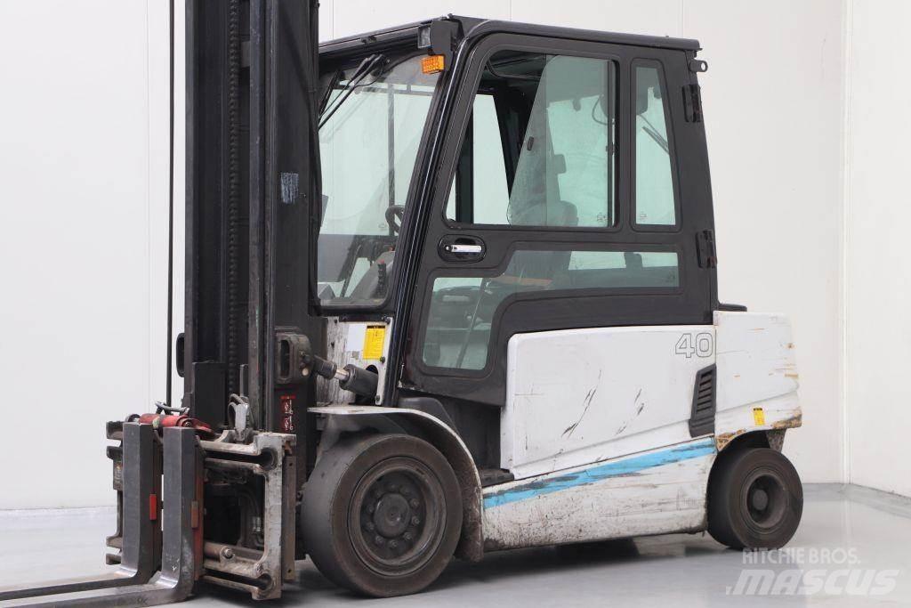 Hyundai 40B-9 電動堆高機