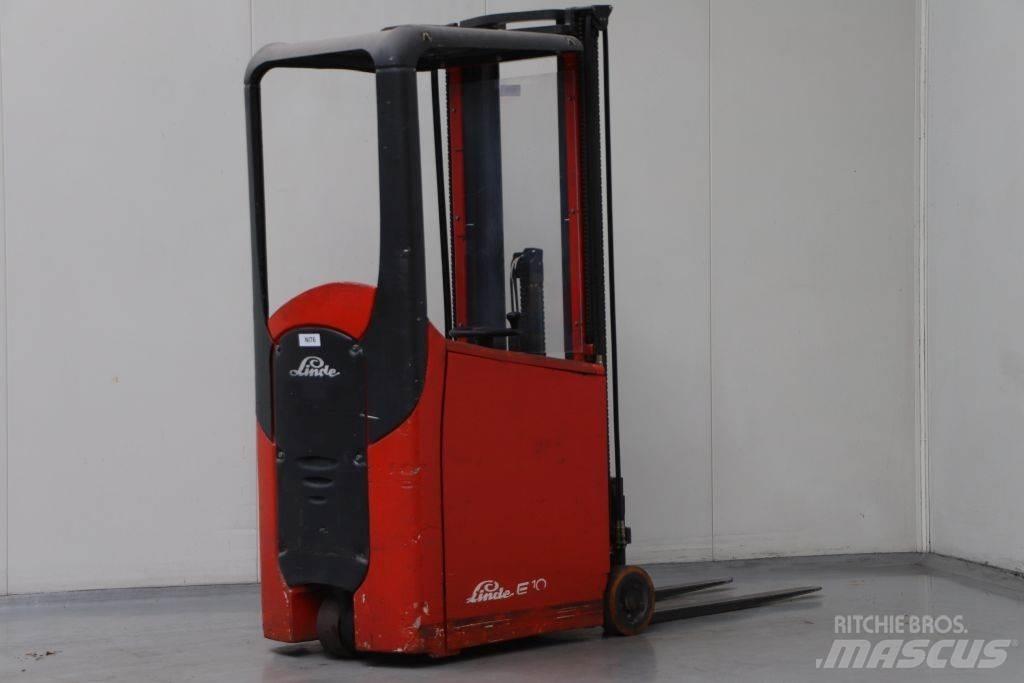 Linde E10 自走式堆積機