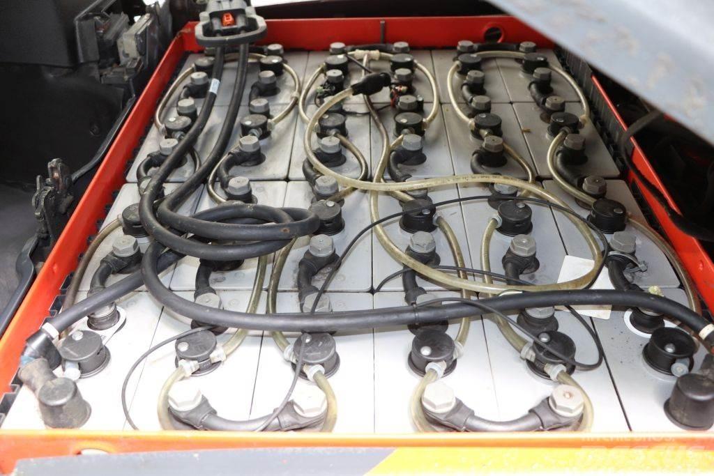 Linde E16P-02 電動堆高機