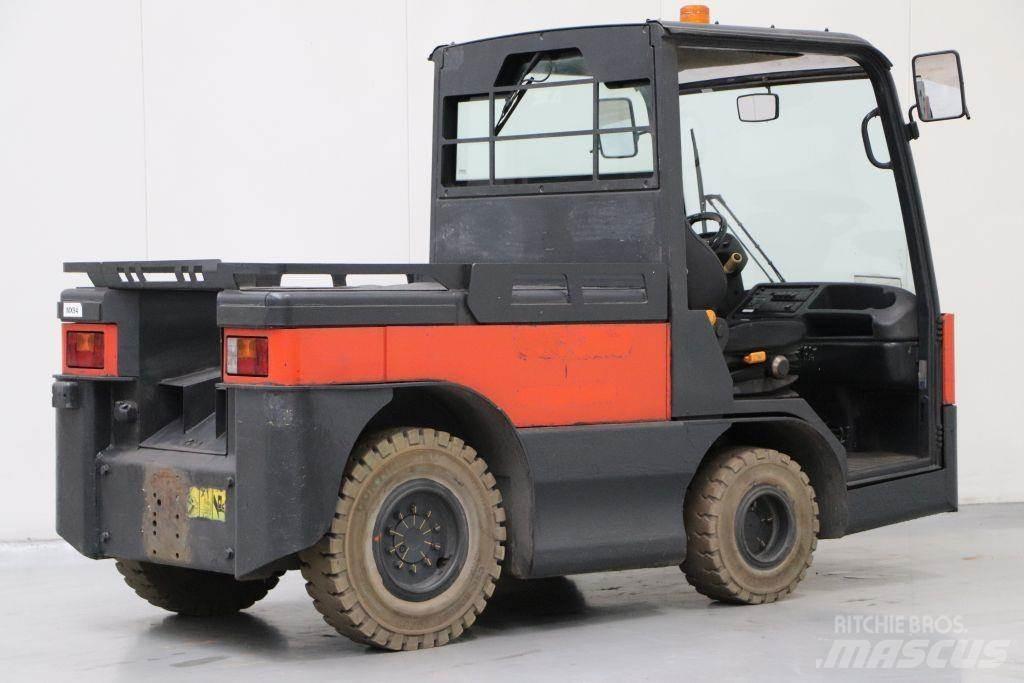 Linde P250 牽引車