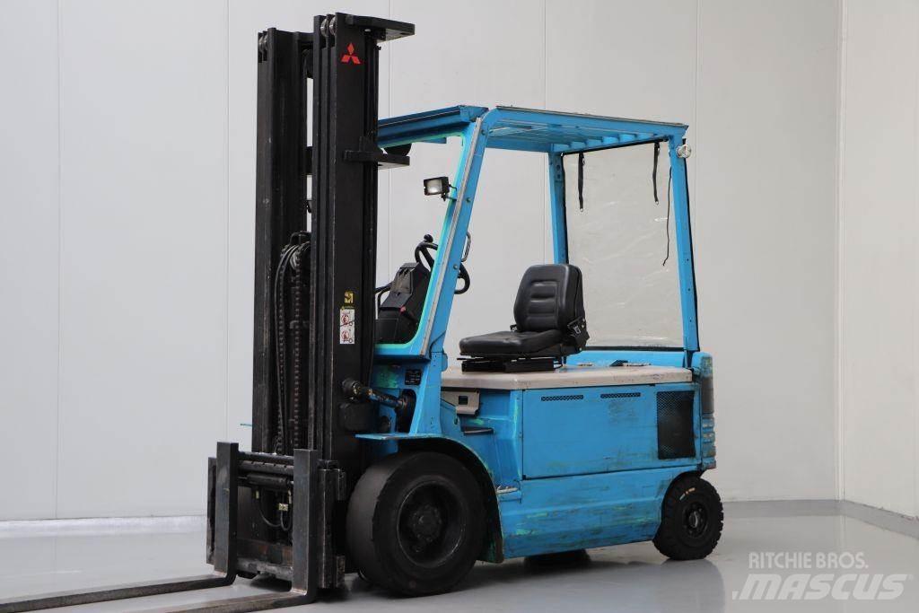 Mitsubishi FBP30 電動堆高機