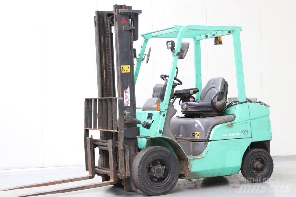 Mitsubishi FG25NT 液化石油氣LPG卡車